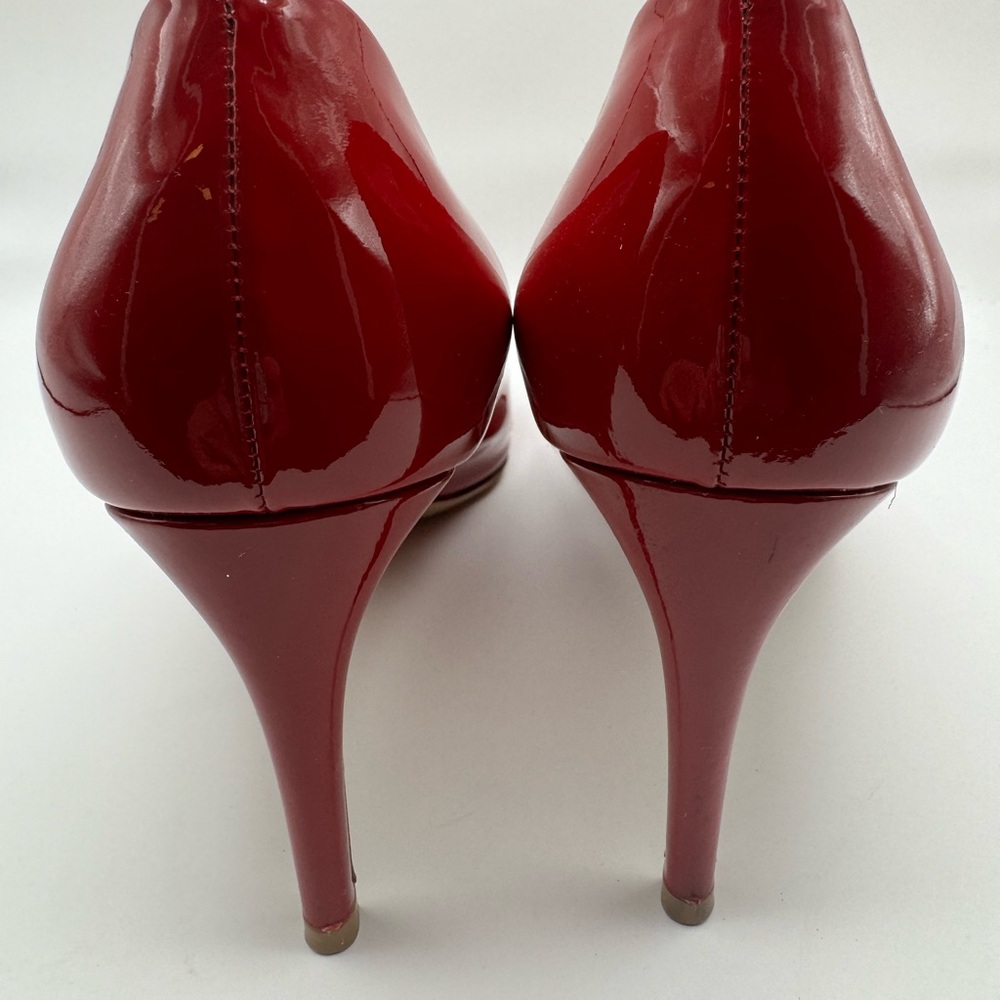 Salvatore Ferragamo Patent Leather Bow Accents Pumps - Picture 5 of 9